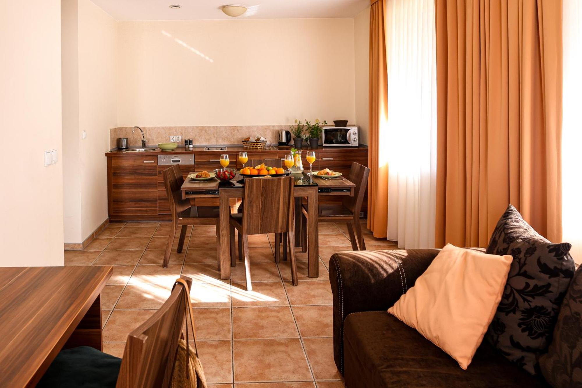 Amelia Apartamenty - Sala Zabaw, 2 Sypialnie, Garaz Podziemny Władysławowo Buitenkant foto