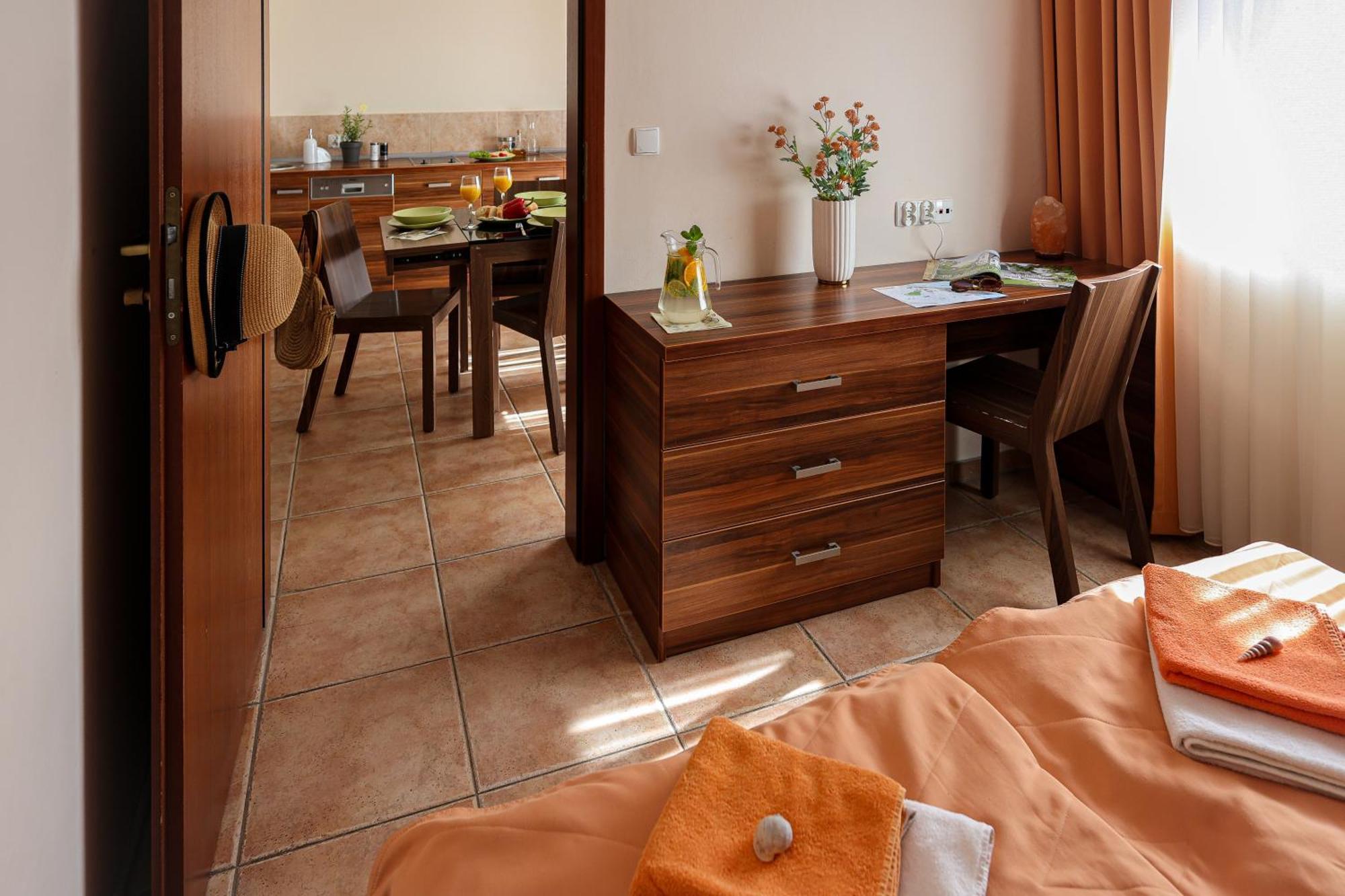 Amelia Apartamenty - Sala Zabaw, 2 Sypialnie, Garaz Podziemny Władysławowo Buitenkant foto